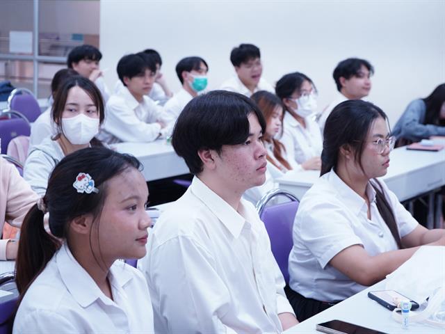 นิสิตพบอาจารย์ที่ปรึกษาวิชาการ ประจำปีภาคศึกษา 2/2568