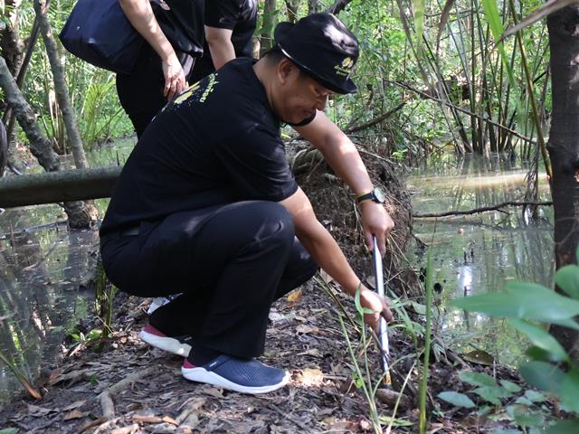  สโมสรนิสิตวิทยาลัยการจัดการ มหาวิทยาลัยพะเยา (กรุงเทพฯ) ร่วมกิจกรรม CSR “สร้างบ้านหิ่งห้อย คุ้งบางกระเจ้า” จังหวัดสมุทรปราการ