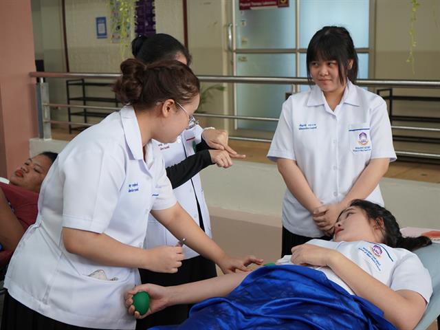 บริจาคโลหิตถวายเป็นพระราชกุศล สมเด็จพระนางเจ้าสิริกิติ์ พระบรมราชินีนาถ พระบรมราชชนนีพันปีหลวง