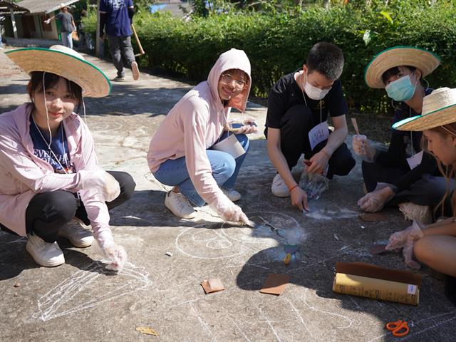 สหเวชอาสาแต้มสี เติมฝัน ปันน้ำใจให้น้อง ประจำปีการศึกษา 2568