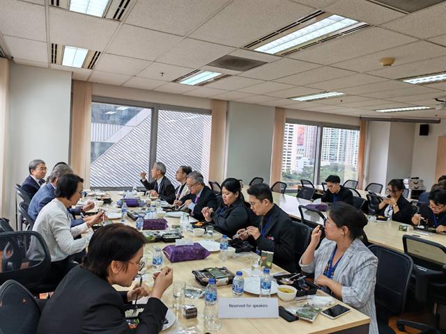 ร่วมเปิดการประชุมวิชาการระดับชาติ นวัตกรรมการนำเลเซอร์วิทยาบูรณาการในระบบบริการทันตกรรมในประเทศไทย