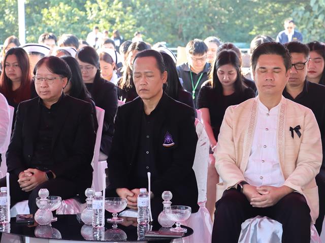 คณะรัฐศาสตร์และสังคมศาสตร์ 