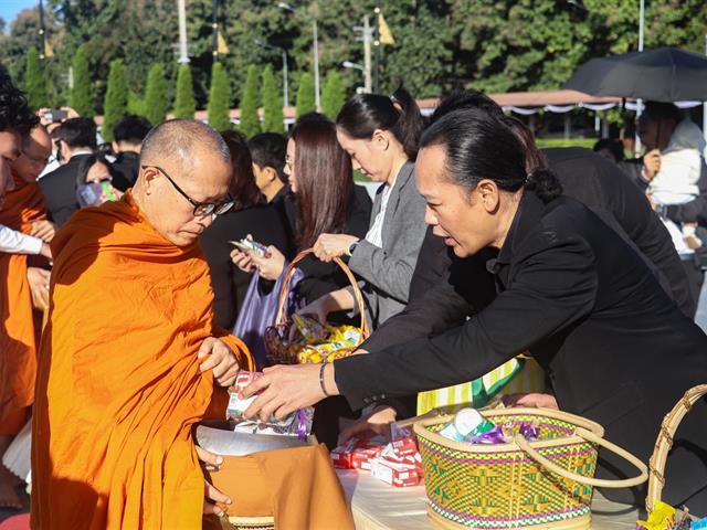 คณะรัฐศาสตร์และสังคมศาสตร์ 