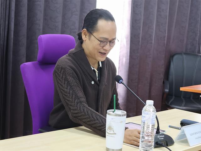 คณะรัฐศาสตร์และสังคมศาสตร์ 