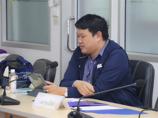 คณะรัฐศาสตร์และสังคมศาสตร์ 