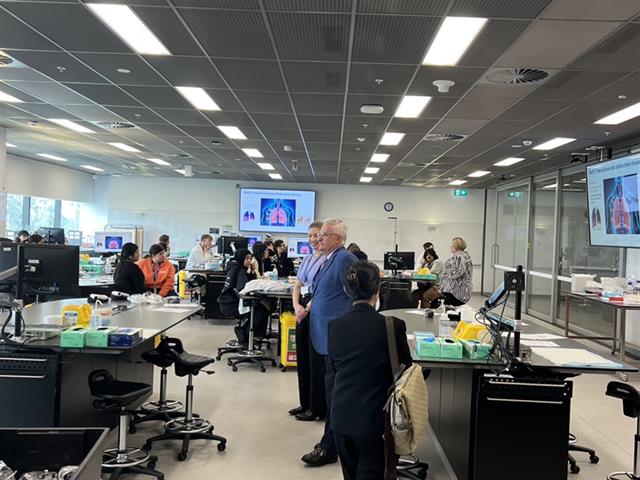 โรงเรียนสาธิตมหาวิทยาลัยพะเยา ร่วมงาน Australian Science Fair 2025 เดินหน้าขยายเครือข่ายวิทยาศาสตร์นานาชาติ หนุนโอกาสการเรียนรู้ของนักเรียนไทย