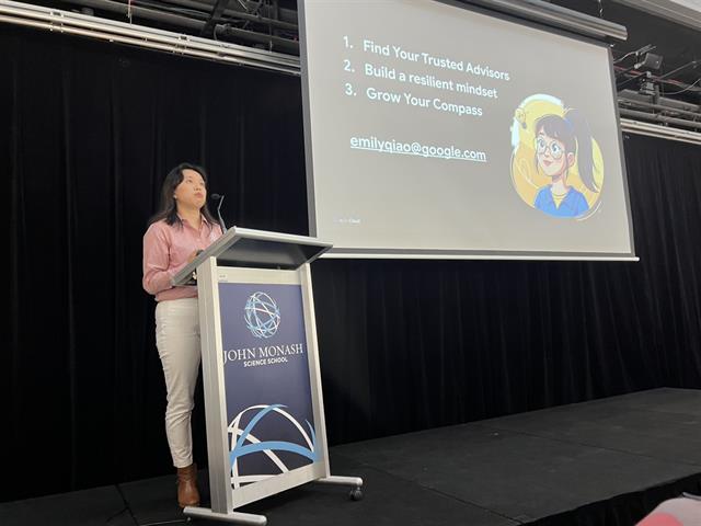 โรงเรียนสาธิตมหาวิทยาลัยพะเยา ร่วมงาน Australian Science Fair 2025 เดินหน้าขยายเครือข่ายวิทยาศาสตร์นานาชาติ หนุนโอกาสการเรียนรู้ของนักเรียนไทย