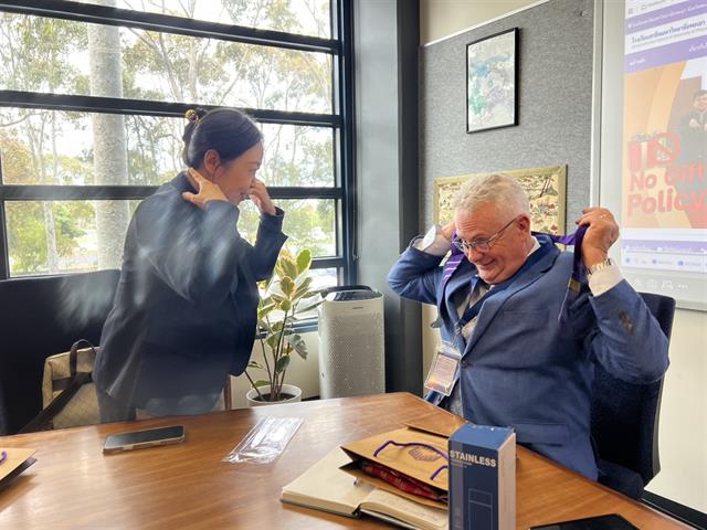 โรงเรียนสาธิตมหาวิทยาลัยพะเยา ร่วมงาน Australian Science Fair 2025 เดินหน้าขยายเครือข่ายวิทยาศาสตร์นานาชาติ หนุนโอกาสการเรียนรู้ของนักเรียนไทย