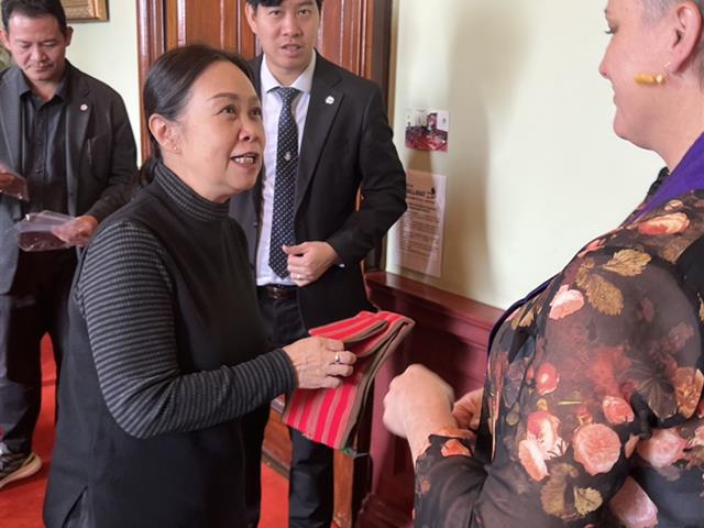    โรงเรียนสาธิต ม.พะเยา เดินหน้าสร้างความร่วมมือระดับนานาชาติ พัฒนานวัตกรรม ศิลปะหัตถกรรม สู่การเรียนรู้ของผู้เรียนและชุมชน