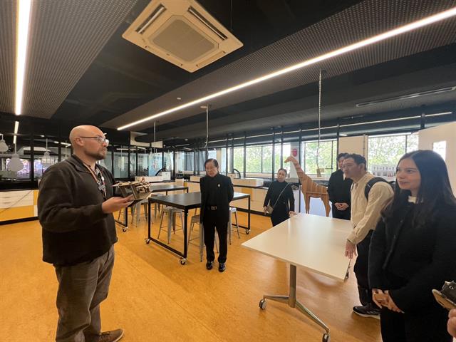    โรงเรียนสาธิต ม.พะเยา เดินหน้าสร้างความร่วมมือระดับนานาชาติ พัฒนานวัตกรรม ศิลปะหัตถกรรม สู่การเรียนรู้ของผู้เรียนและชุมชน