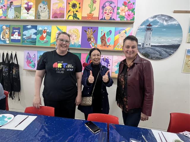    โรงเรียนสาธิต ม.พะเยา เดินหน้าสร้างความร่วมมือระดับนานาชาติ พัฒนานวัตกรรม ศิลปะหัตถกรรม สู่การเรียนรู้ของผู้เรียนและชุมชน