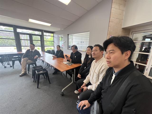    โรงเรียนสาธิต ม.พะเยา เดินหน้าสร้างความร่วมมือระดับนานาชาติ พัฒนานวัตกรรม ศิลปะหัตถกรรม สู่การเรียนรู้ของผู้เรียนและชุมชน