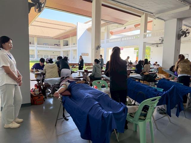 มหาวิทยาลัยพะเยา จัดกิจกรรมบริจาคโลหิตเพื่อถวายเป็นพระราชกุศลแด่สมเด็จพระนางเจ้าสิริกิติ์ พระบรมราชินีนาถ พระบรมราชชนนีพันปีหลวง สภานายิกาสภากาชาดไทย