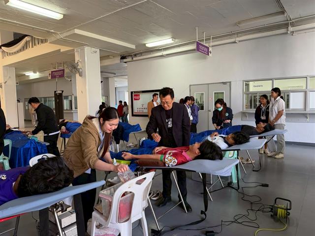 มหาวิทยาลัยพะเยา จัดกิจกรรมบริจาคโลหิตเพื่อถวายเป็นพระราชกุศลแด่สมเด็จพระนางเจ้าสิริกิติ์ พระบรมราชินีนาถ พระบรมราชชนนีพันปีหลวง สภานายิกาสภากาชาดไทย