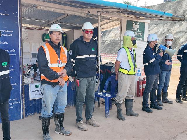 คณะรัฐศาสตร์และสังคมศาสตร์ 