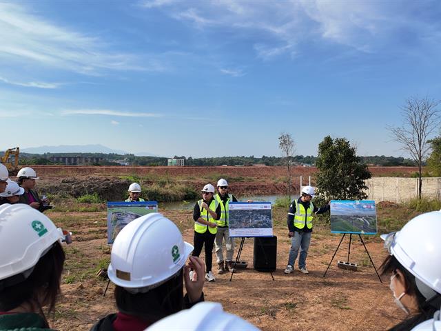 คณะรัฐศาสตร์และสังคมศาสตร์ 