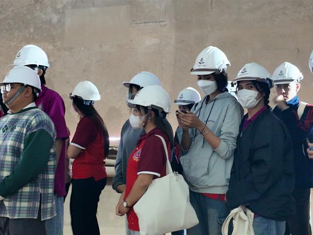 คณะรัฐศาสตร์และสังคมศาสตร์ 