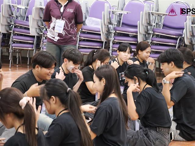 คณะรัฐศาสตร์และสังคมศาสตร์ 