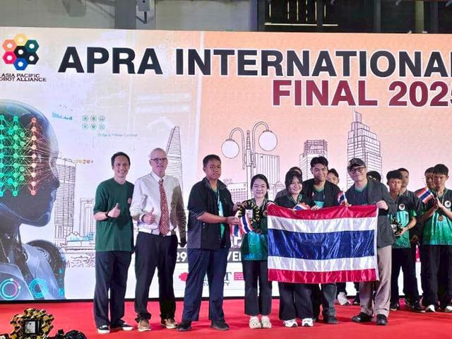 โรงเรียนสาธฺตมหาวิทยาลัยพะเยา