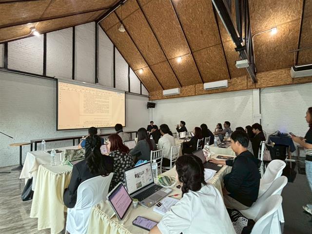 โรงเรียนสาธฺตมหาวิทยาลัยพะเยา