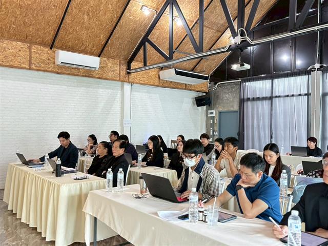 โรงเรียนสาธฺตมหาวิทยาลัยพะเยา