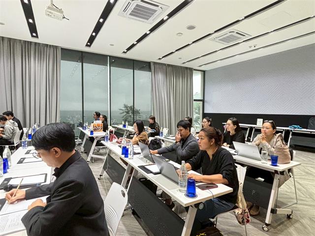 โรงเรียนสาธฺตมหาวิทยาลัยพะเยา