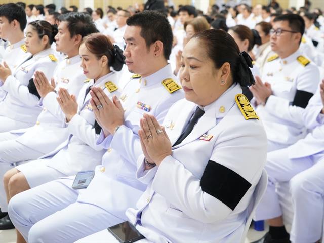 ม.พะเยา ร่วมพิธีรำลึกวันพ่อแห่งชาติ 2568