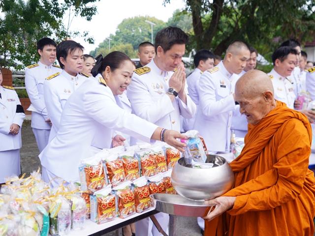 ม.พะเยา ร่วมพิธีรำลึกวันพ่อแห่งชาติ 2568