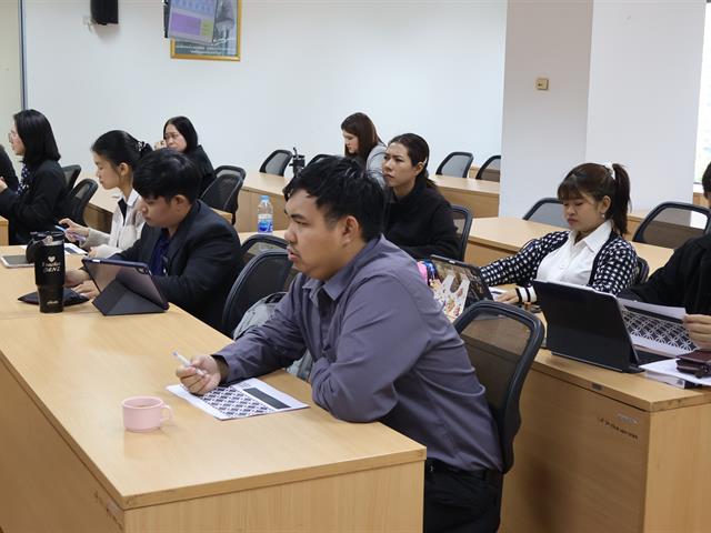 วิทยาลัยการจัดการ หลักสูตรการศึกษามหาบัณฑิต สาขาวิชาการบริหารการศึกษา จัดการบรรยายพิเศษหัวข้อ “E Leader” โดย รศ.ดร.เสรี วงษ์มณฑา