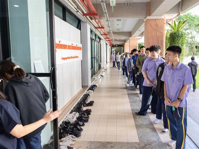 ศูนย์ภาษา คณะศิลปศาสตร์ มหาวิทยาลัยพะเยา จัดสอบวัดความรู้ภาษาอังกฤษ แก่นักเรียนโรงเรียนสาธิต มหาวิทยาลัยพะเยา ระดับมัธยมศึกษา ที่ 4-6