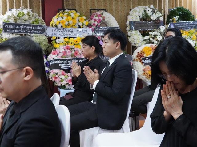 คณะวิศวกรรมศาสตร์ ร่วมไว้อาลัยสวดพระอภิธรรมศพคุณแม่จันทร์ศรี ยองสุวรรณ ณ วัดเจ็ดยอด จังหวัดเชียงใหม่