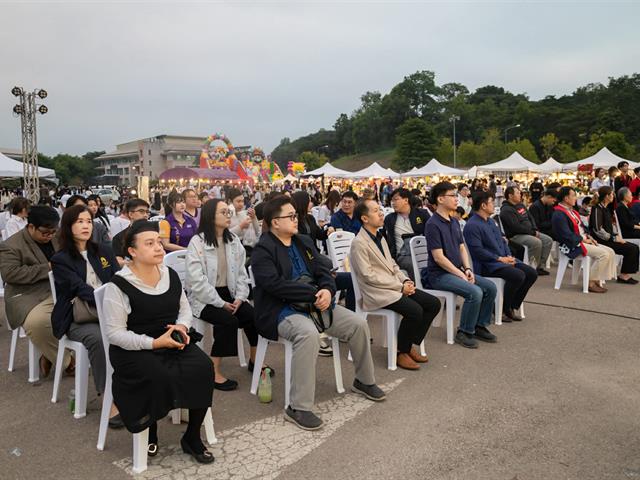 คณะศิลปศาสตร์จัดกิจกรรม The Fourth International Languages and Cultures Festival