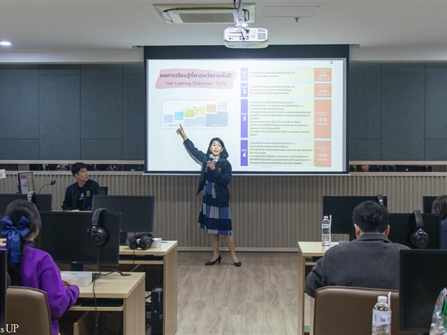 คณะศิลปศาสตร์ต้อนรับคณะอาจารย์และนักเรียน เพื่อศึกษาดูงานด้านหลักสูตรและการจัดการเรียนการสอนระดับปริญญาตรี