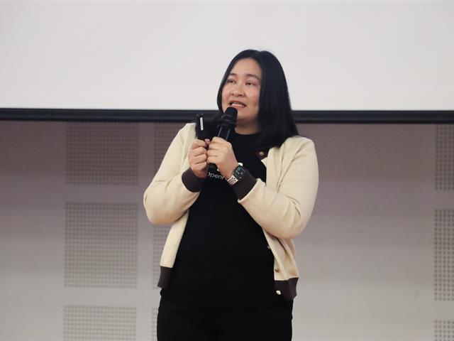 คณะรัฐศาสตร์และสังคมศาสตร์ 