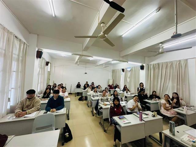 คณะศิลปศาสตร์นิเทศและติดตามการจัดการเรียนการสอนของนิสิต ที่เข้ารับการศึกษาภาษาจีนแบบเข้ม ณ มหาวิทยาลัยครุศาสตร์ไห่หนาน