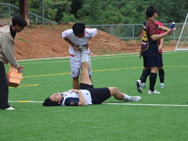 คณะรัฐศาสตร์และสังคมศาสตร์ 