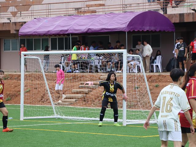 คณะรัฐศาสตร์และสังคมศาสตร์ 