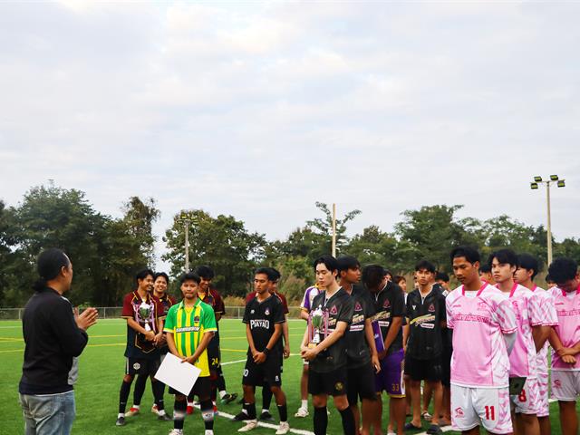 คณะรัฐศาสตร์และสังคมศาสตร์ 