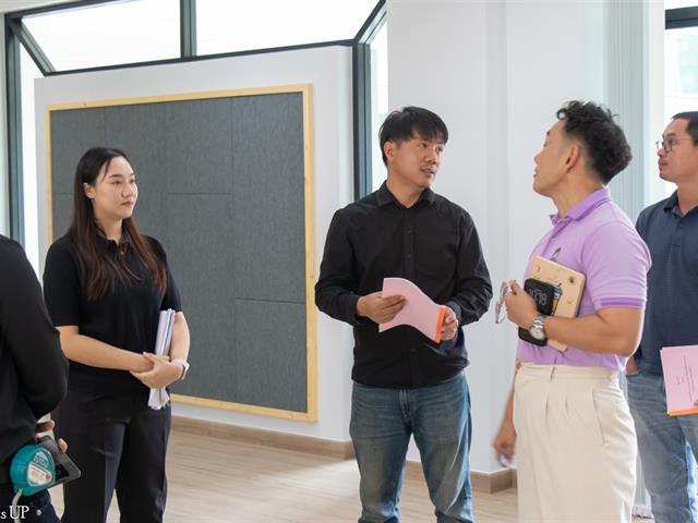 คณะศิลปศาสตร์ตรวจรับงานปรับปรุงห้องปฏิบัติการด้านภาษา (CE12303-CE12305) ศูนย์ภาษา คณะศิลปศาสตร์ มหาวิทยาลัยพะเยา