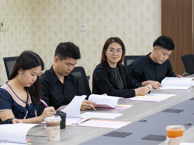 คณะศิลปศาสตร์ตรวจรับงานปรับปรุงห้องปฏิบัติการด้านภาษา (CE12303-CE12305) ศูนย์ภาษา คณะศิลปศาสตร์ มหาวิทยาลัยพะเยา