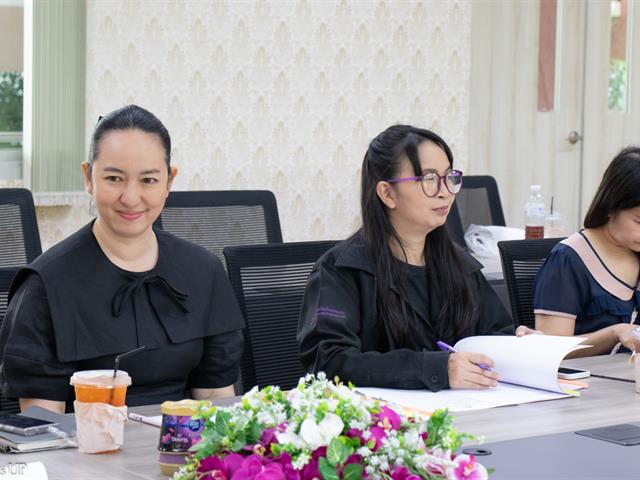 คณะศิลปศาสตร์ตรวจรับงานปรับปรุงห้องปฏิบัติการด้านภาษา (CE12303-CE12305) ศูนย์ภาษา คณะศิลปศาสตร์ มหาวิทยาลัยพะเยา