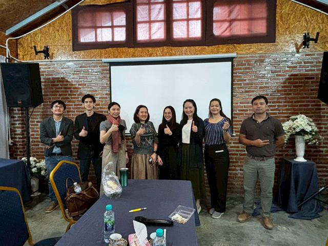 คณะรัฐศาสตร์และสังคมศาสตร์ 