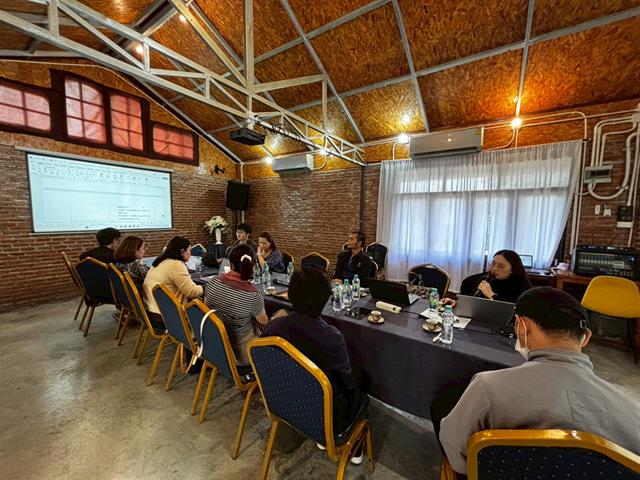 คณะรัฐศาสตร์และสังคมศาสตร์ 