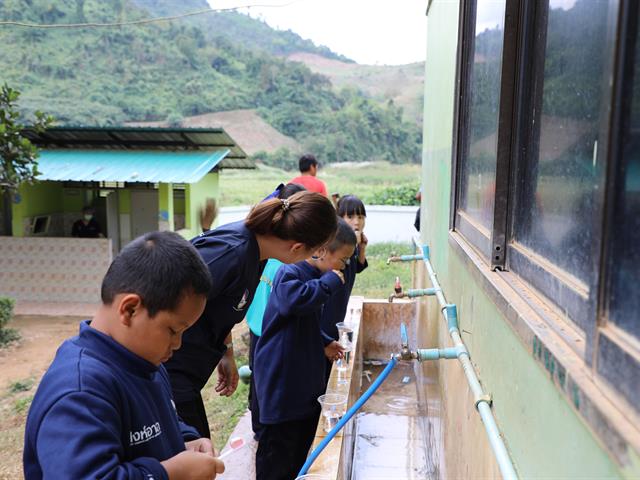 คณะทันตแพทยศาสตร์ มหาวิทยาลัยพะเยา ร่วม “หน่วยแพทย์เคลื่อนที่สิงห์อาสา” เสริมสุขภาพช่องปากนักเรียน ณ โรงเรียนผาขวางวิทยา จังหวัดเชียงราย