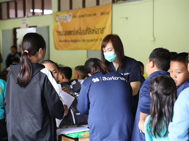 คณะทันตแพทยศาสตร์ มหาวิทยาลัยพะเยา ร่วม “หน่วยแพทย์เคลื่อนที่สิงห์อาสา” เสริมสุขภาพช่องปากนักเรียน ณ โรงเรียนผาขวางวิทยา จังหวัดเชียงราย