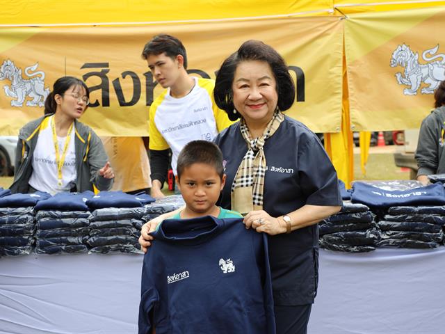 คณะทันตแพทยศาสตร์ มหาวิทยาลัยพะเยา ร่วม “หน่วยแพทย์เคลื่อนที่สิงห์อาสา” เสริมสุขภาพช่องปากนักเรียน ณ โรงเรียนผาขวางวิทยา จังหวัดเชียงราย