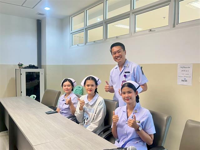 ผู้ทรงคุณวุฒิจากกองทุนเพื่อความเสมอภาคทางการศึกษา (กสศ.) ติดตามเยี่ยมหนุนเสริมโครงการทุนนวัตกรรมสายอาชีพชั้นสูง