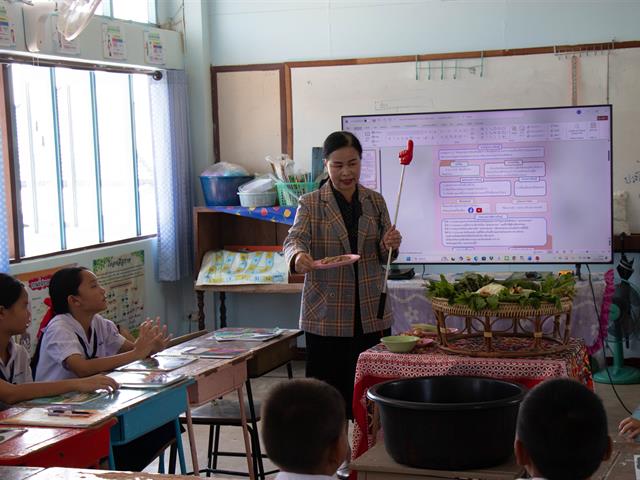 คณะศิลปศาสตร์ มหาวิทยาลัยพะเยา ลงพื้นที่ติดตามผลการดำเนินโครงการพัฒนาคุณภาพการศึกษา และการพัฒนาท้องถิ่น โดยมีสถาบันอุดมศึกษาเป็นพี่เลี้ยง ประจำปีงบประมาณ 2568