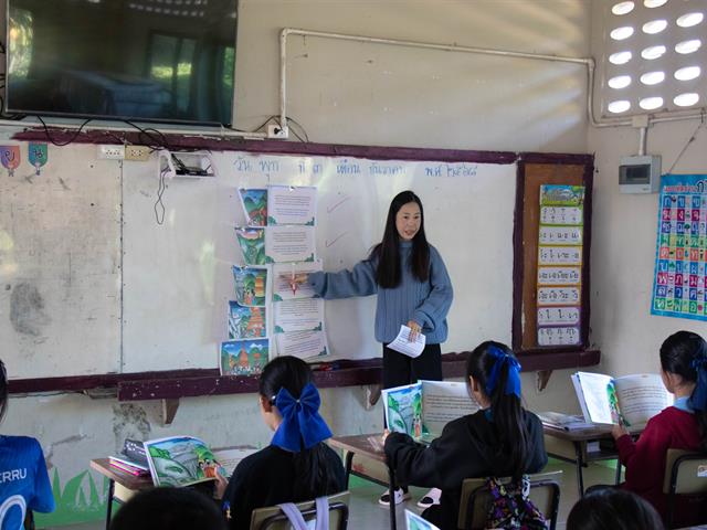 คณะศิลปศาสตร์ มหาวิทยาลัยพะเยา ลงพื้นที่ติดตามผลการดำเนินโครงการพัฒนาคุณภาพการศึกษา และการพัฒนาท้องถิ่น โดยมีสถาบันอุดมศึกษาเป็นพี่เลี้ยง ประจำปีงบประมาณ 2568