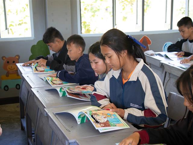 คณะศิลปศาสตร์ มหาวิทยาลัยพะเยา ลงพื้นที่ติดตามผลการดำเนินโครงการพัฒนาคุณภาพการศึกษา และการพัฒนาท้องถิ่น โดยมีสถาบันอุดมศึกษาเป็นพี่เลี้ยง ประจำปีงบประมาณ 2568